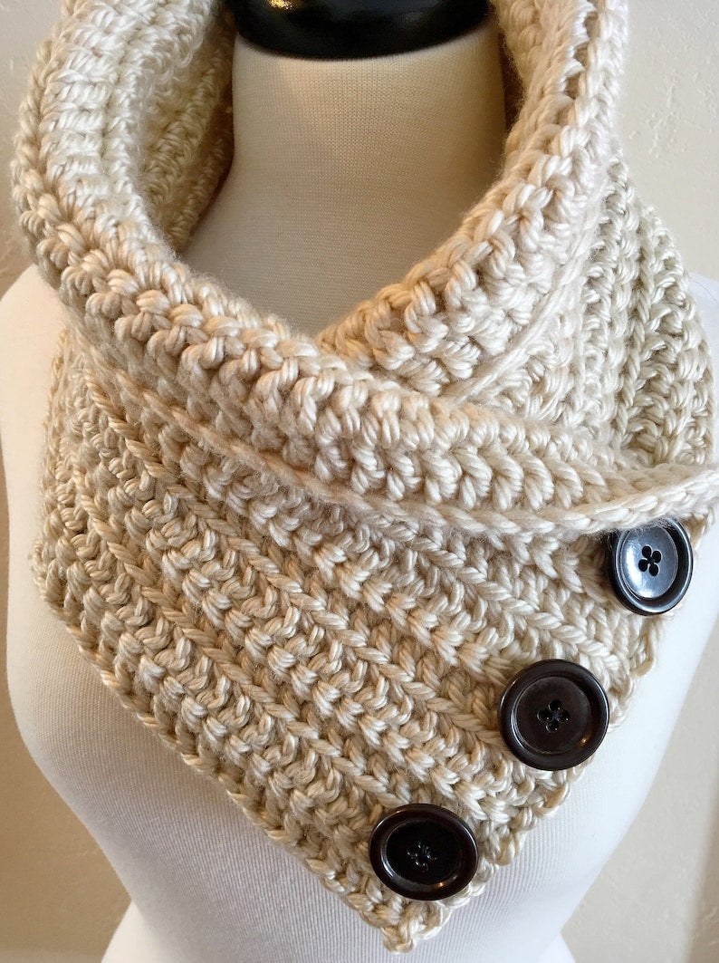 Beginner Cowl Easy Crochet Pattern