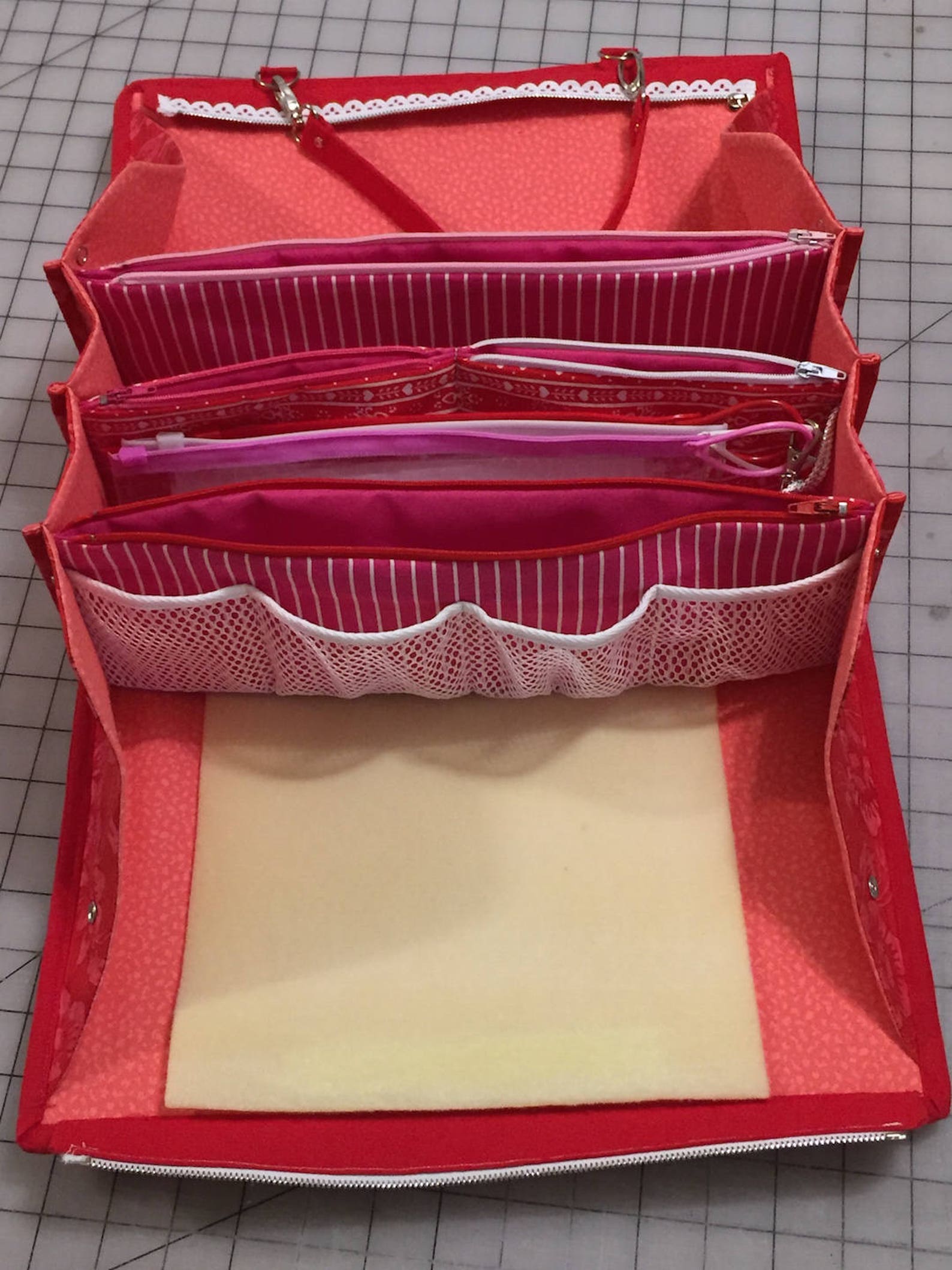 Quilters Organizer Bag - sewing pattern